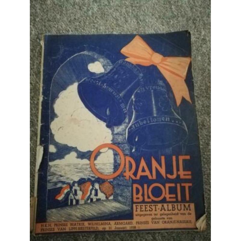 4 boeken over het koninklijk huis