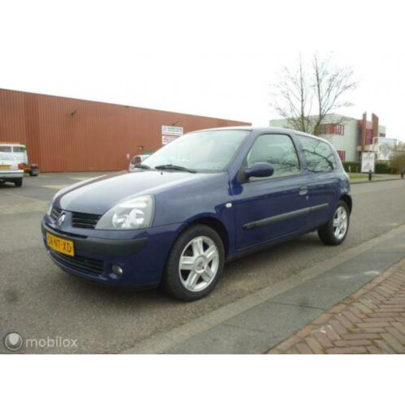 Renault Clio II 1.2-16V Authentique Basis
