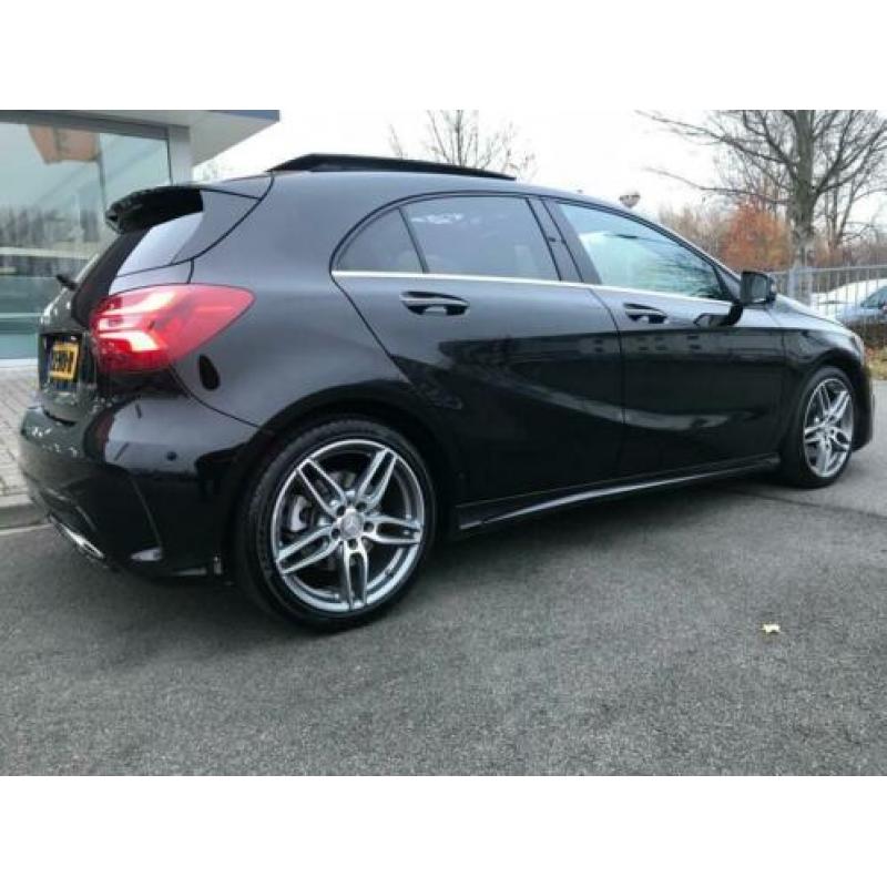 Mercedes-Benz A-klasse 250 Prestige 211 PK AUT 2016 Pano AMG