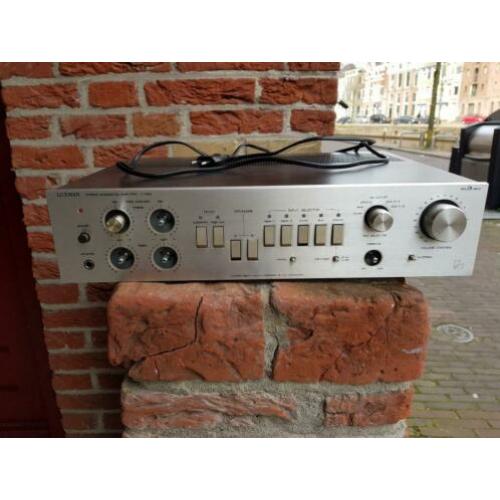 Luxman L-116 A (knoppen en schroeven kap missen)