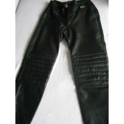 MQP leren ( motor )broek maat 58 ( Valt als maat 50 )