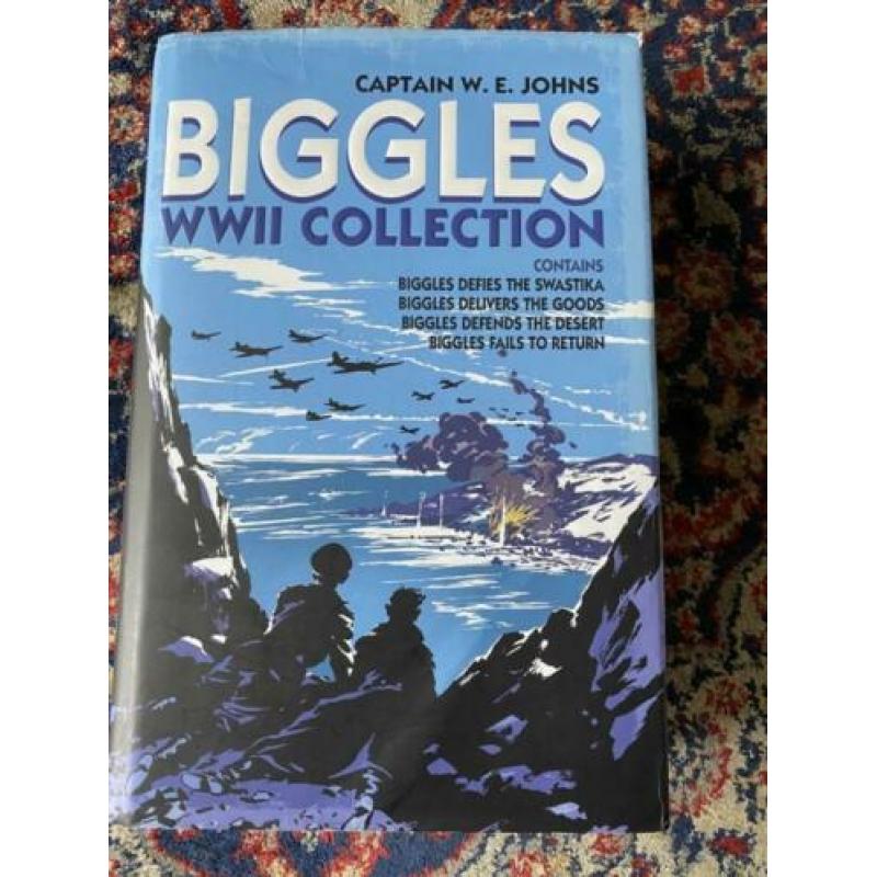Biggles WWII Collection Omnibus, met 4 Delen in het Engels.