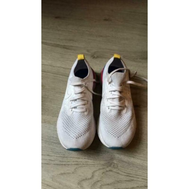 Nike epic react 37.5 (6.5) in doos, zo goed als nieuw
