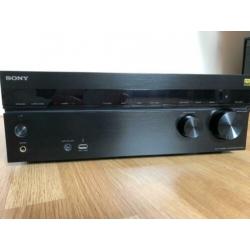 Sony Versterker 5.2-kanaals AV-ontvanger STR-DH550