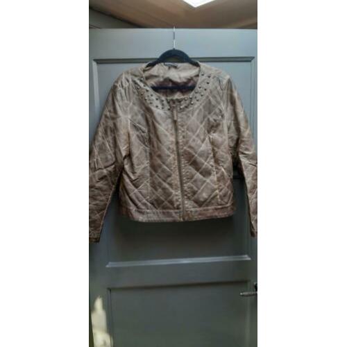 Zgan lederlook jasje met studs van Tramontana