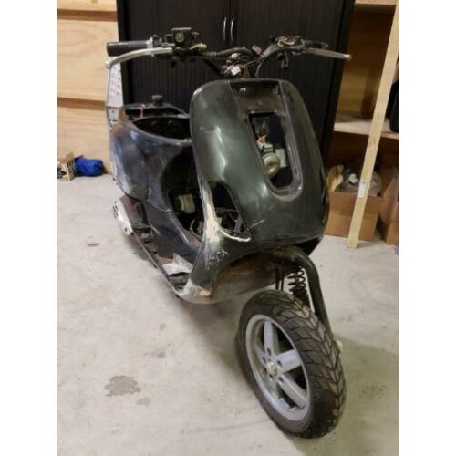 Vespa lx 4t 4v brom 2011 project