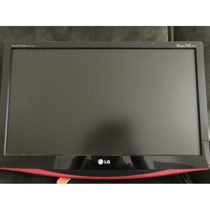 LG 22" M227WD-PZ in nieuwstaat