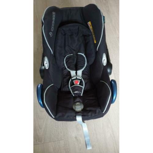 Maxicosi Cabriofix 2016 incl. regenhoes