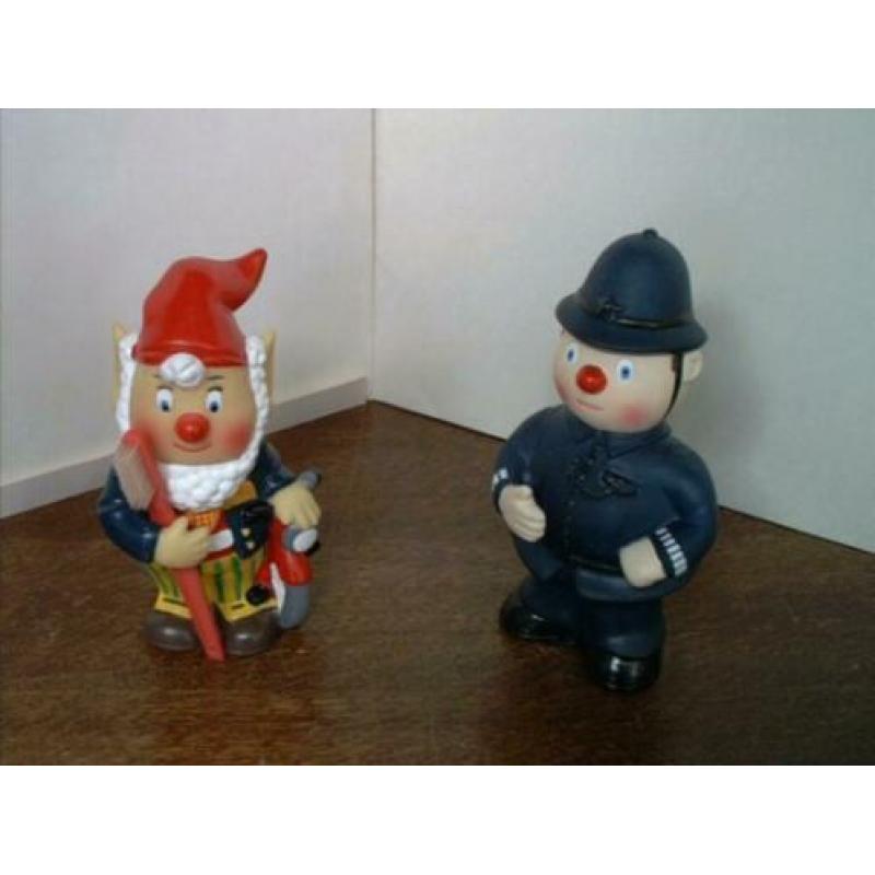2x Noddy tandenborstelhouder + 2x Noddy popje (Enid Blyton)