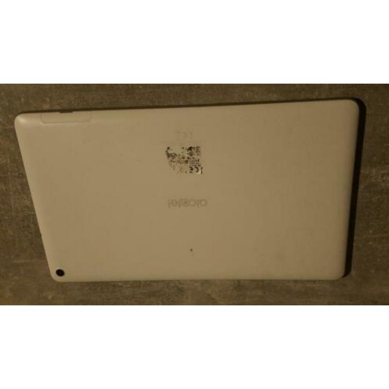 Alcatel A3 "10