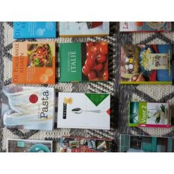 Diverse kookboeken, o.a. Italiaans, tapas, vietnamees