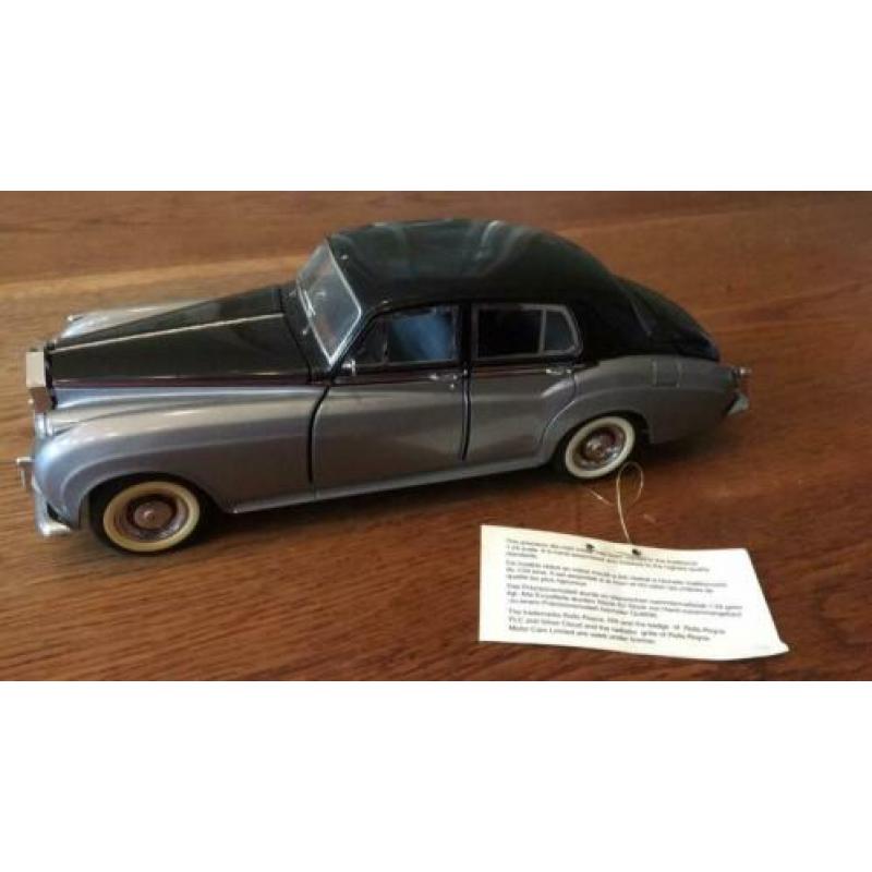 Franklin Mint 1955 rolls Royce silver cloud