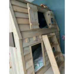 Steigerhout stapelbed huisje