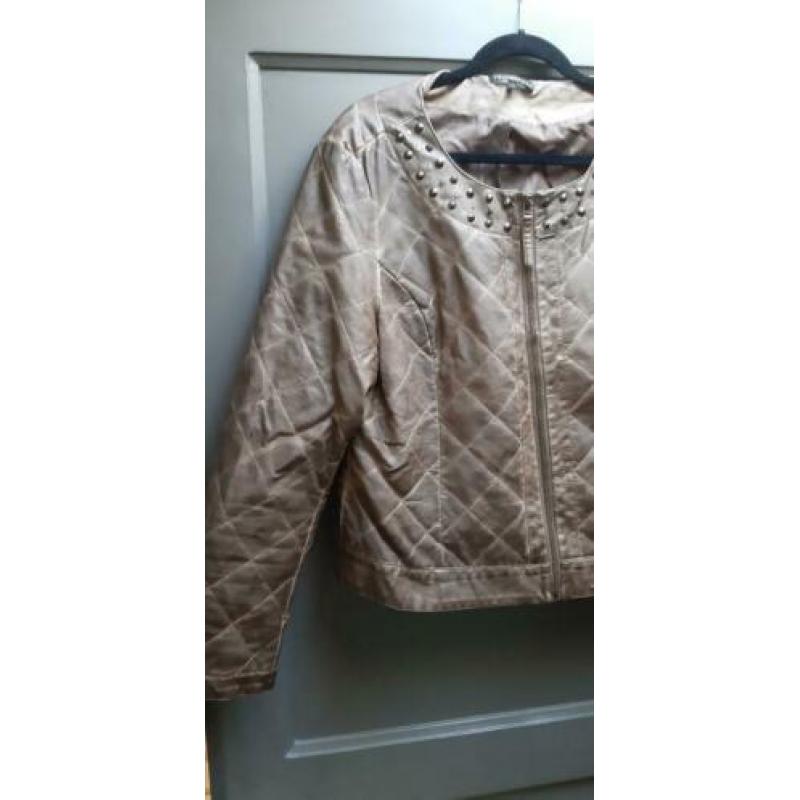 Zgan lederlook jasje met studs van Tramontana