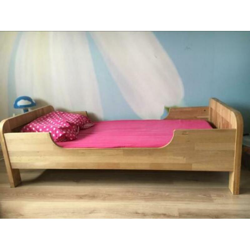 Junior/peuter bed van Woood massief eiken 70x140