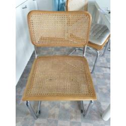 Gratis vandaag af te halen tafel met 4 stoelen