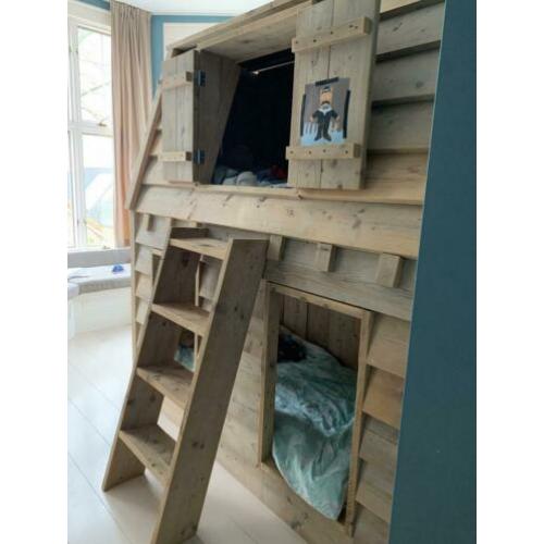 Steigerhout stapelbed huisje