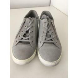 AQA sneakers