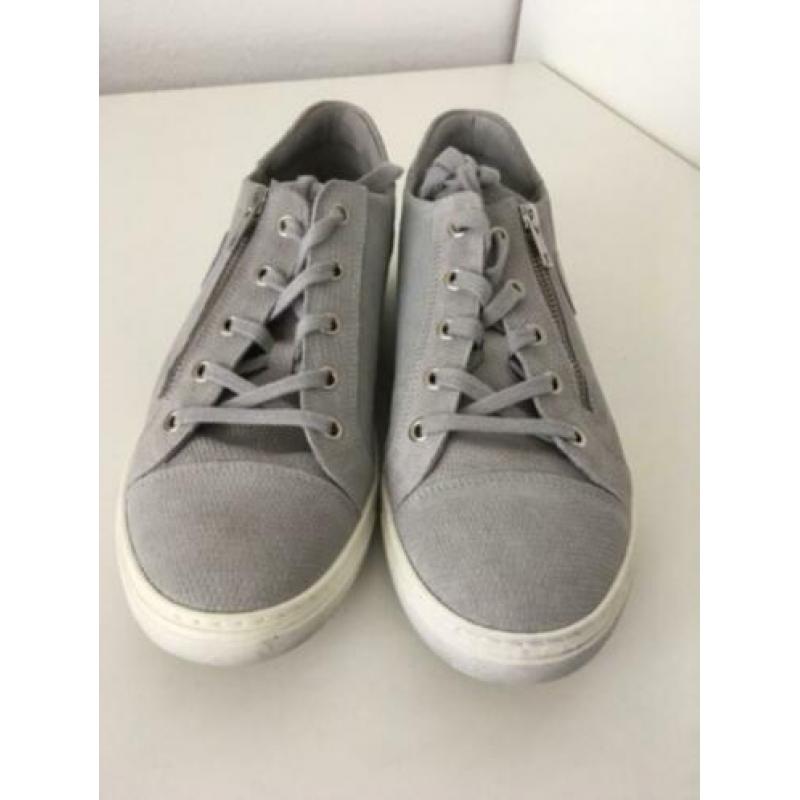 AQA sneakers