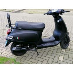 Senzo riva lux 2019 euro4 met slechts 447km