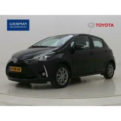 Toyota Yaris 1.5 Hybrid Design | Pre crash safety system | L