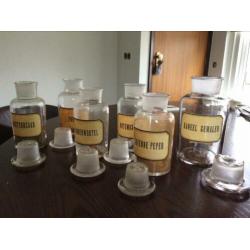 Oude (antieke) apothekerspotten 6 stuks