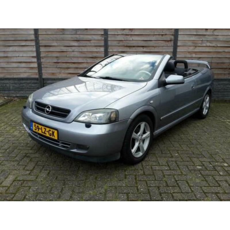 Opel Astra 1.8 16V FULL OPTION MET NIEUWE SOFTTOP