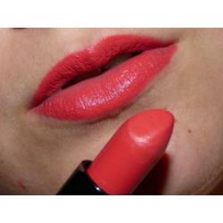 Sleek Lipstick VIP Night Spot.