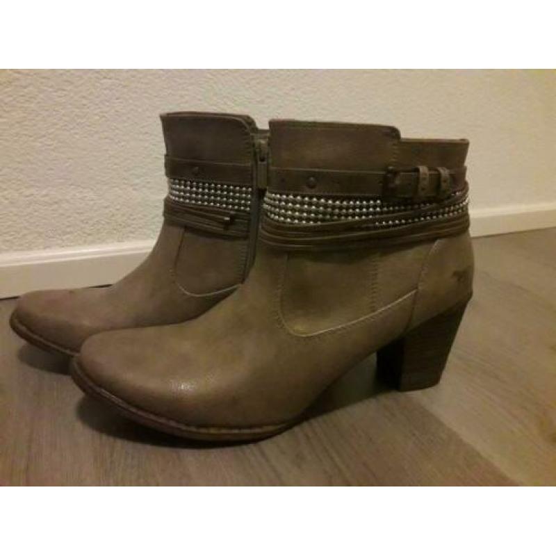 Te koop mustang jeans enkellaarsjes maat 43