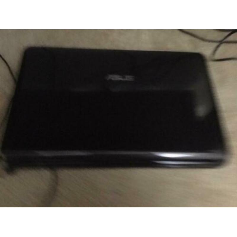 Asus Laptop k70i d . 17..3 Scherm.