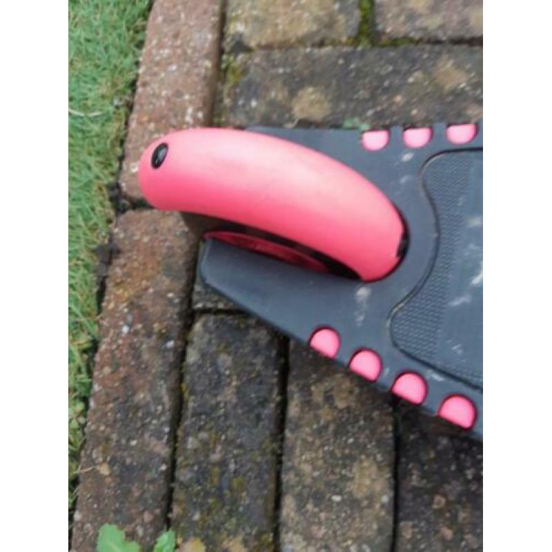 Little Tikes Learn to Turn Scooter Roze - Step
