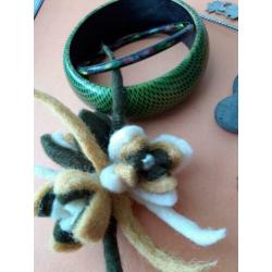 Vrouwen lotje. Curiosa. Indisch zilver. Ring. broche. Hart.