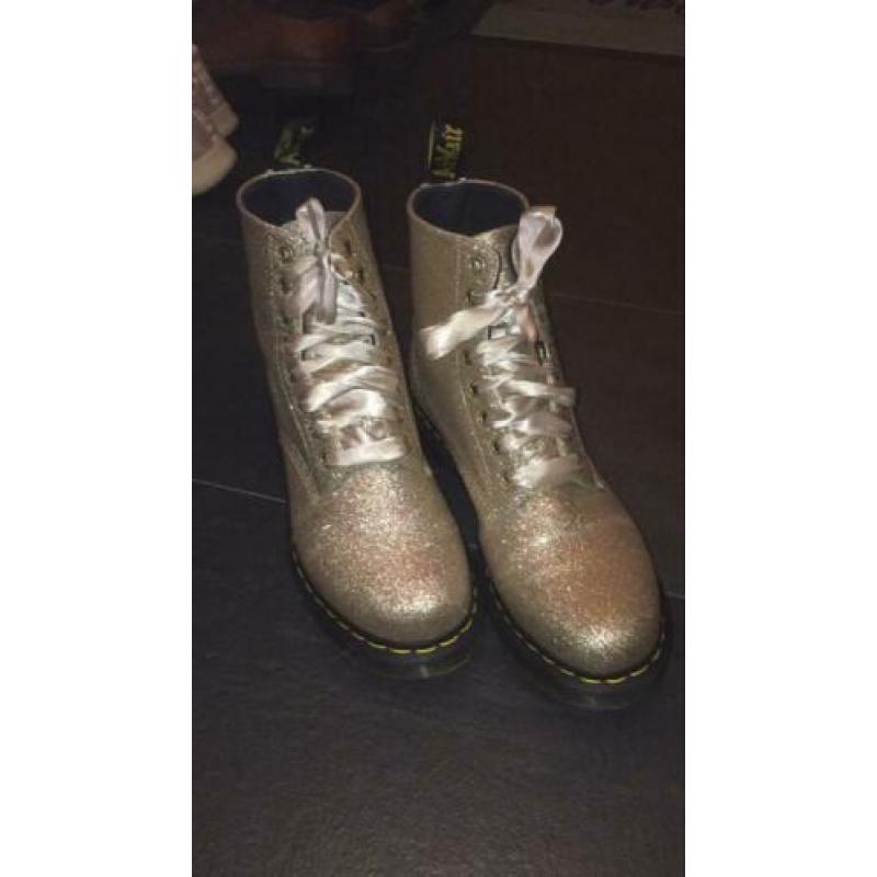 Dr Martens laarsjes maat 41 z.g.a.n
