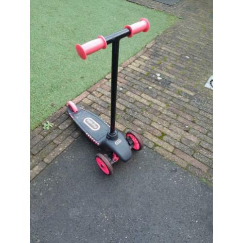 Little Tikes Learn to Turn Scooter Roze - Step