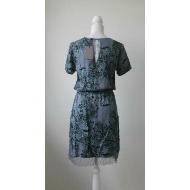 Vero Moda - NIEUW / prachtige jurk kant / blauw / maat S