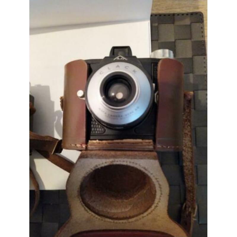2 mooie oude analoge agfa camera's.