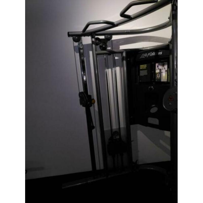 Life Fitness G7 cable station