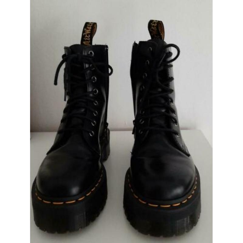 Te koop dr. martens schoenen, mt 38