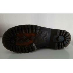 Te koop dr. martens schoenen, mt 38