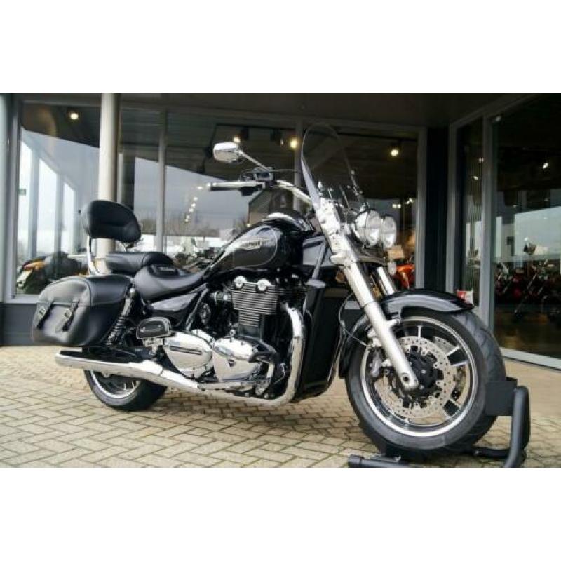 Triumph THUNDERBIRD COMMANDER (bj 2014)