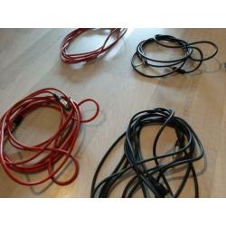 7 snoeren voor gitaar en microfoon voor maar 25 euro