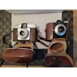 2 mooie oude analoge agfa camera's.