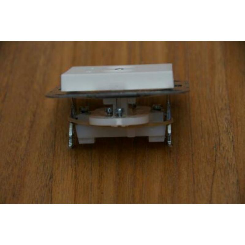 Gira luidspreker contactdoos (8x)
