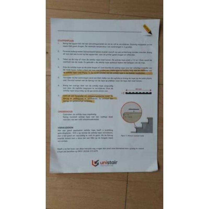 Antislip rubber trap strip zelfklevend 28mm Grijs 15 meter N
