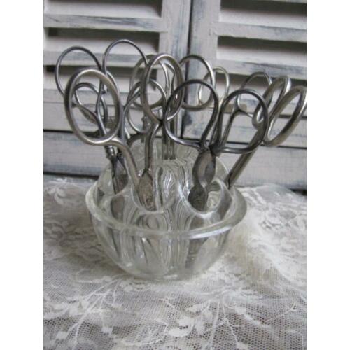 Brocante Franse glazen bloemensteker / rozen bowl bloemstuk
