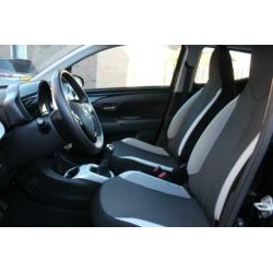 Toyota Aygo 1.0 VVT-i x-wave Airco Camera Cruise Abs Tractio