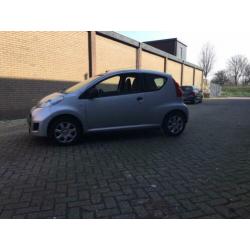 Peugeot 107 1.0 12V 3DR 2010 Grijs