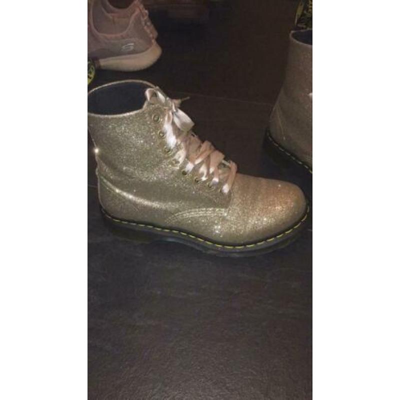 Dr Martens laarsjes maat 41 z.g.a.n
