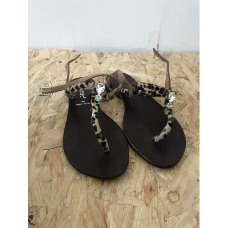 Slippers leer maat 40