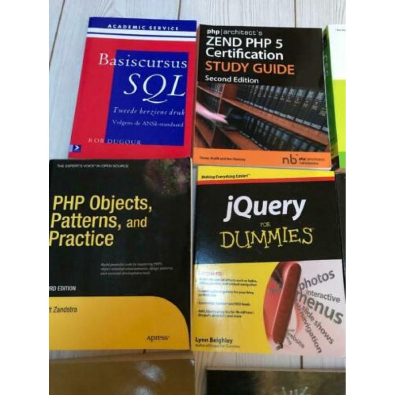 14 programmeer boeken. PHP, Javascript, CSS en HTML